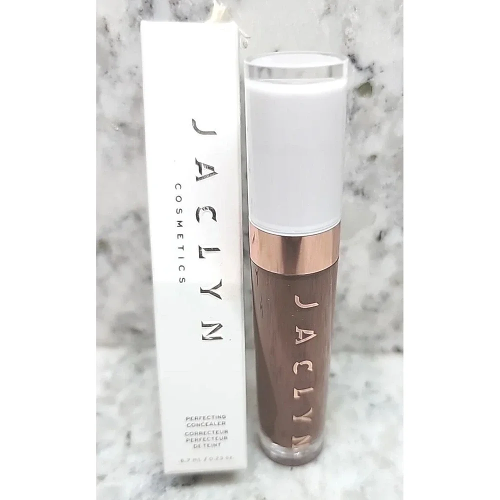Jaclyn Cosmetics Perfecting Concealer Rich Red 6.7ml 0.23oz‎ NIB
